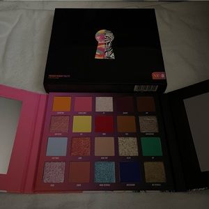 Beauty Bay: Nikki Tutorials Eyeshadow Palette